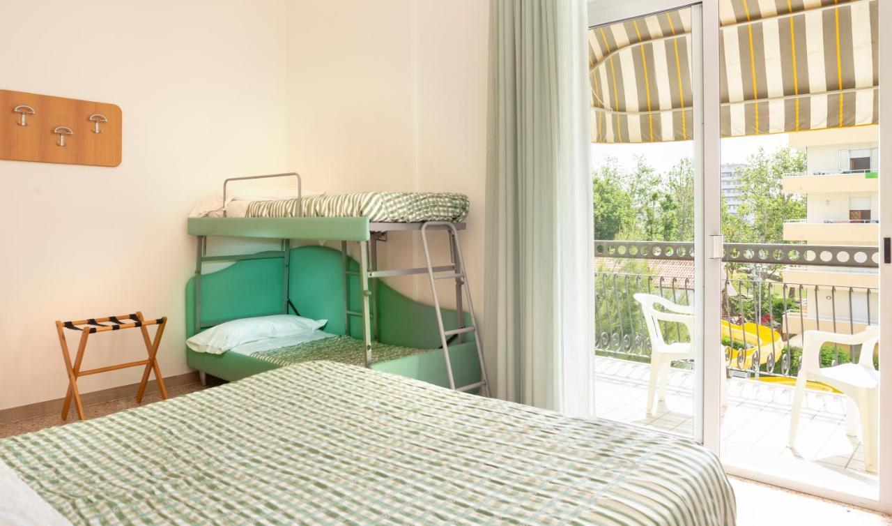 Hotel Caravel B&B ميسانو ادرياتيكو المظهر الخارجي الصورة